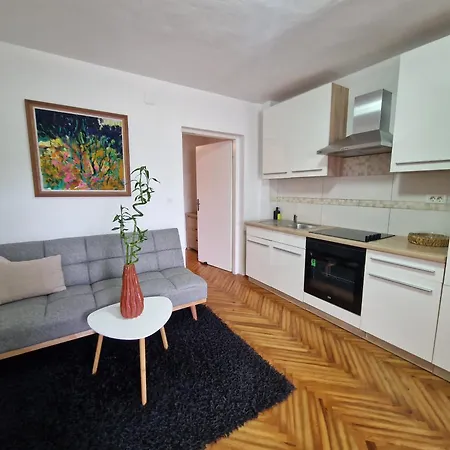 Lavli Appartement *